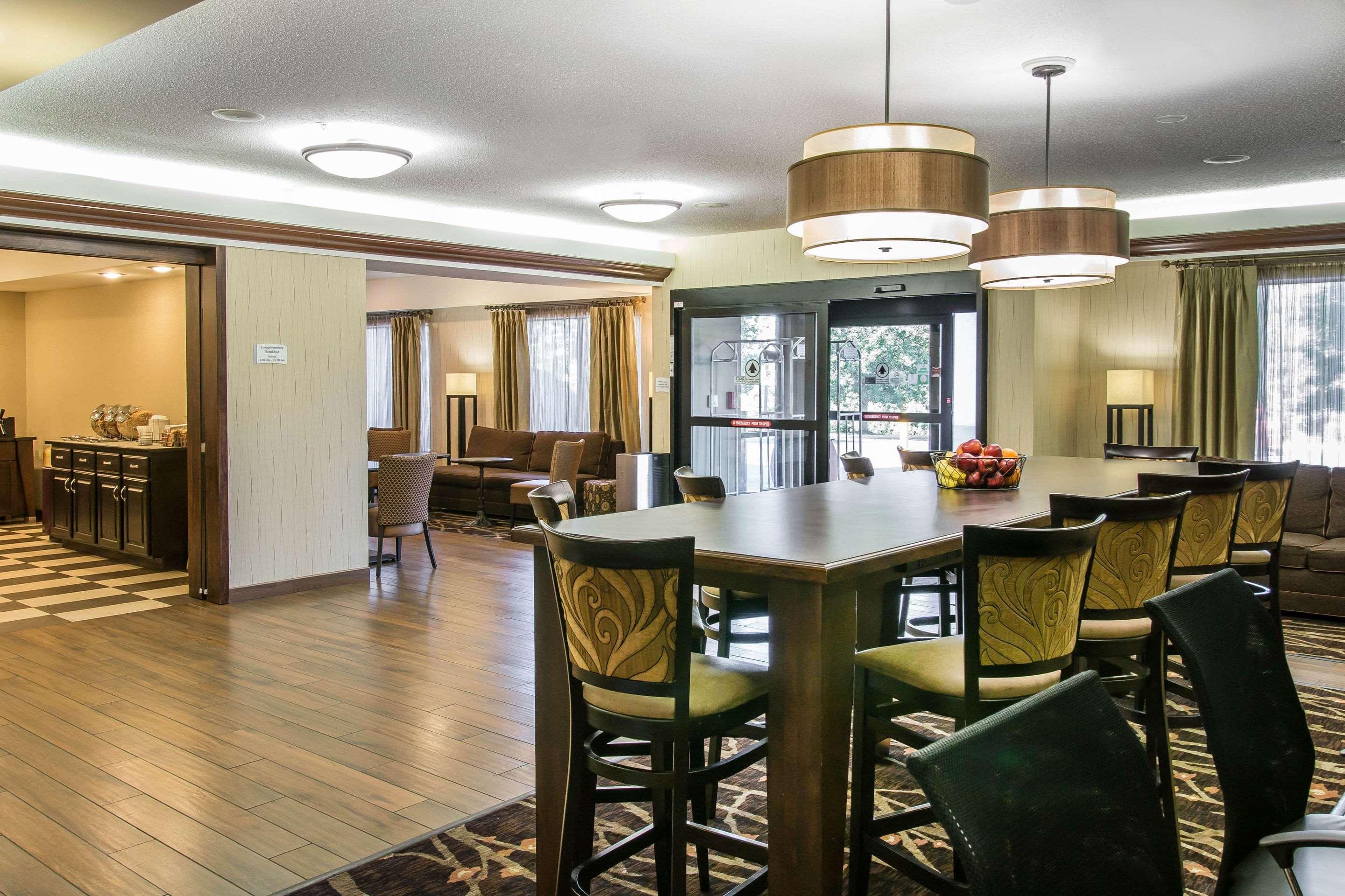 Quality Inn Fremont Экстерьер фото